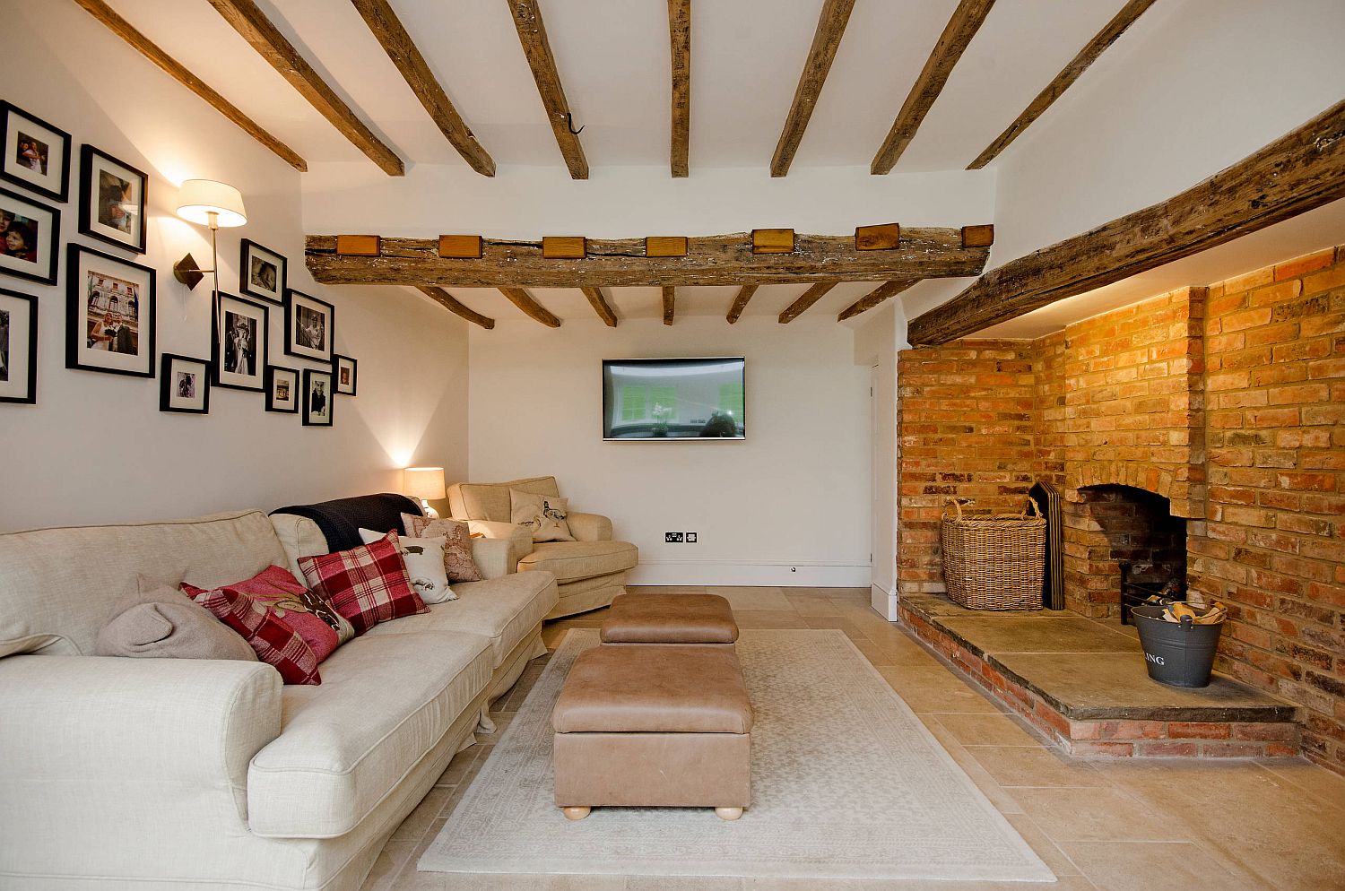 small living room with beams