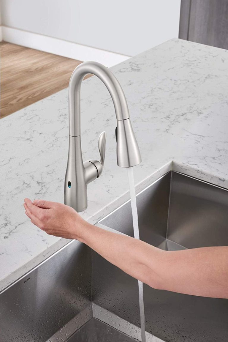 Best Touchless Kitchen Faucet Available On The Market