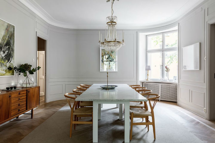 Scandinavian dining room decor with light grey walls