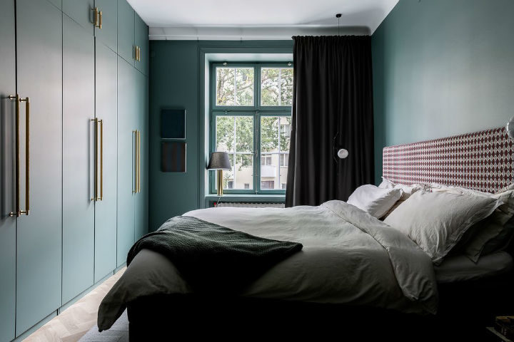 green Scandinavian bedroom design